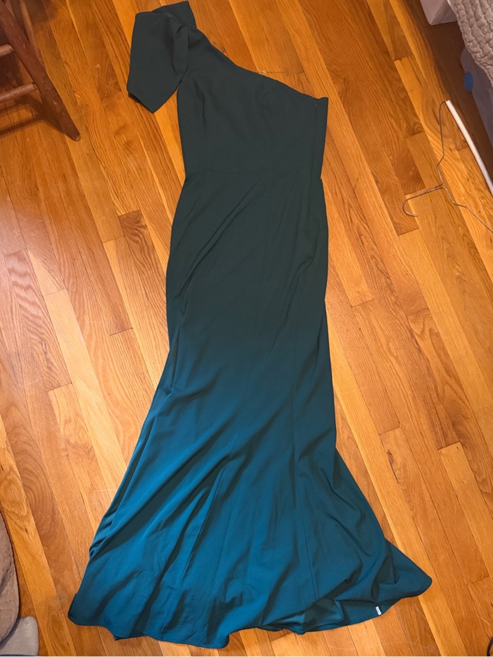One-Shoulder Emerald Green Evening Gown